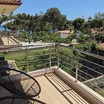 Сasa de vacaciones Corinthian Family