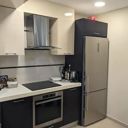 Corinthian Family Isthmia