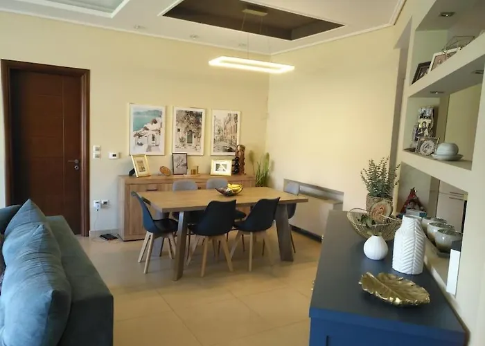 بيت للعطل Corinthian Family إسثْمِيا