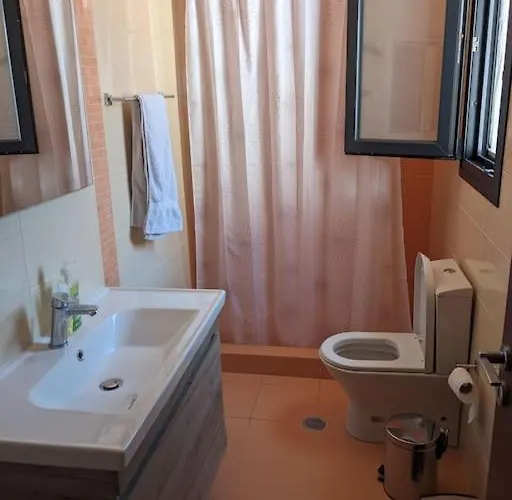 بيت للعطل Corinthian Family